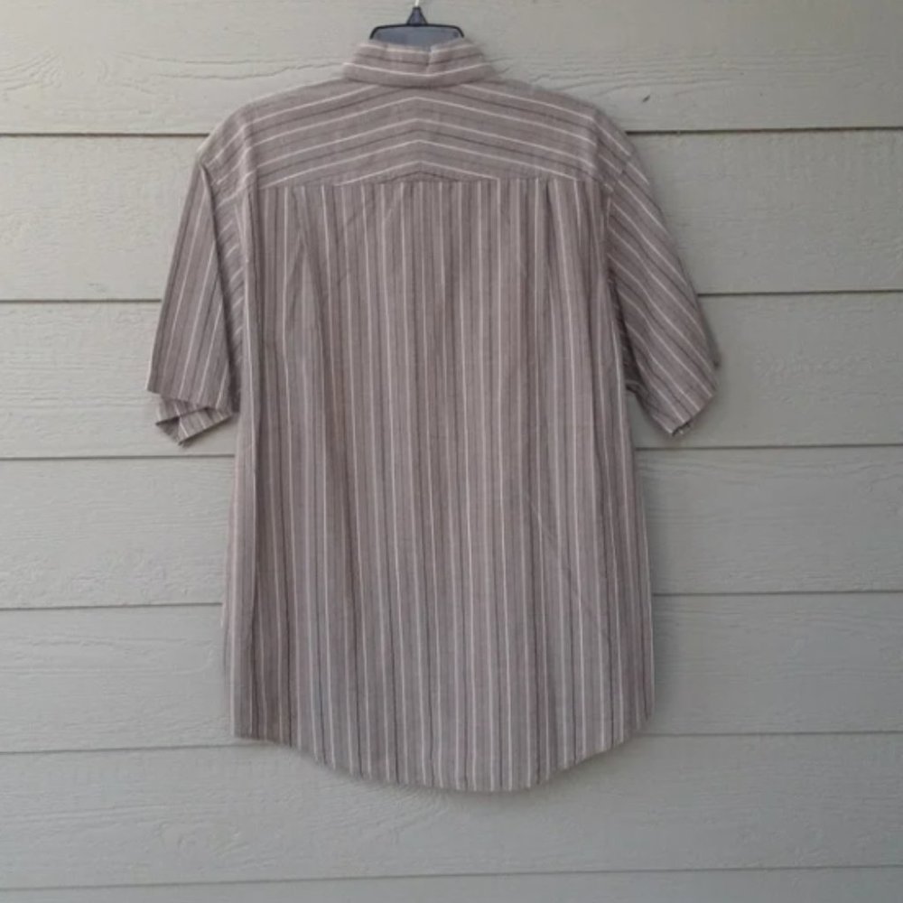 MEN'S Bundle of Two Short Sleeve Van Heusen Studio Shirts - Picture 4 of 7